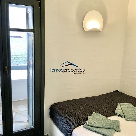 Aqua Blue, Only 100 Meters From The Beach Of Gialiskari Ioulis Exterior photo