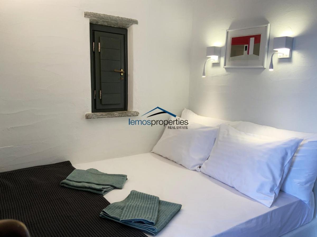 Aqua Blue, Only 100 Meters From The Beach Of Gialiskari Ioulis Exterior photo